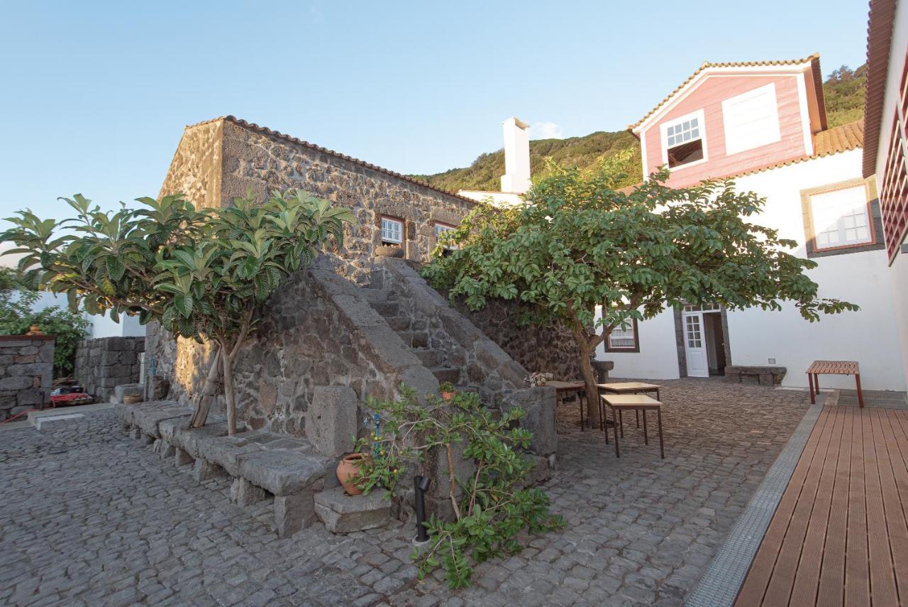 Casa Do Brasao Apartment Lajes do Pico Bagian luar foto